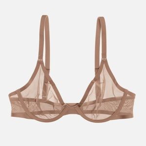 CUUP THE PLUNGE
Mesh Bra in Taupe Size 38F